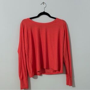Beyond Yoga Cropped Long Sleeve Yoga Top Coral Size Medium